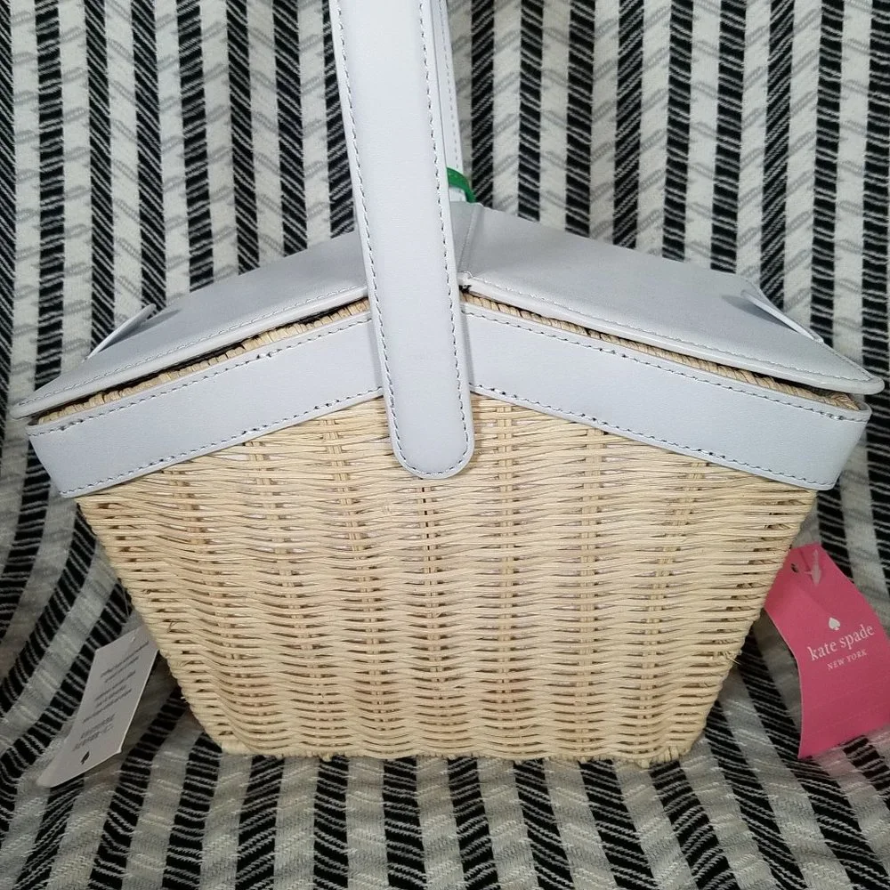 MAKE AN OFFER  Kate Spade Wicker Picnic Basket Strawberry White - Picture 9 of 13